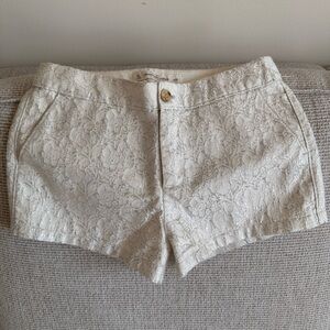 Abercrombie & Fitch Cream Lace Mid Waist Shorts